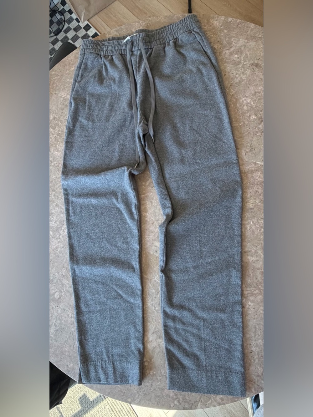 H&M Women’s Gray Drawstring Jogger Sweatpants